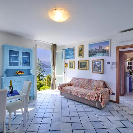 Bella Vista *
